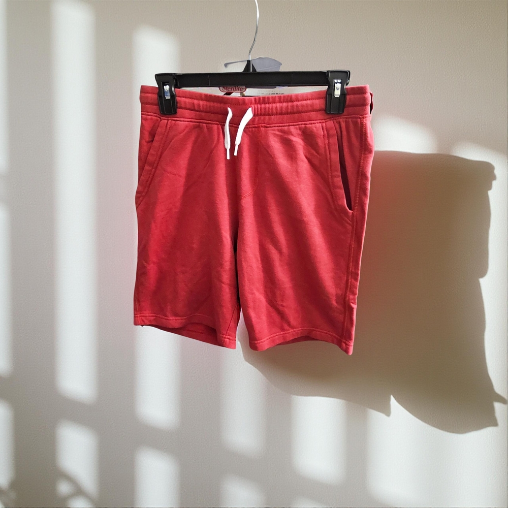 1 NWOT Old Navy size 14/16 Red Casual boy Shorts